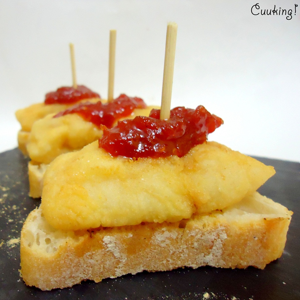 Merluza frita con mermelada de tomate 