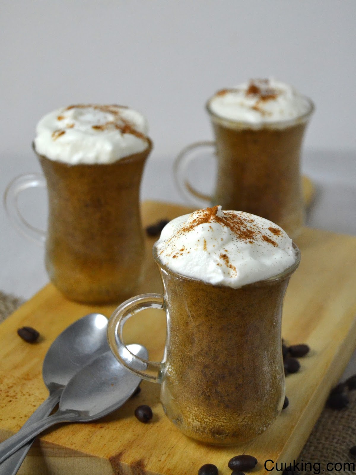 Mini mug cakes de cappucino