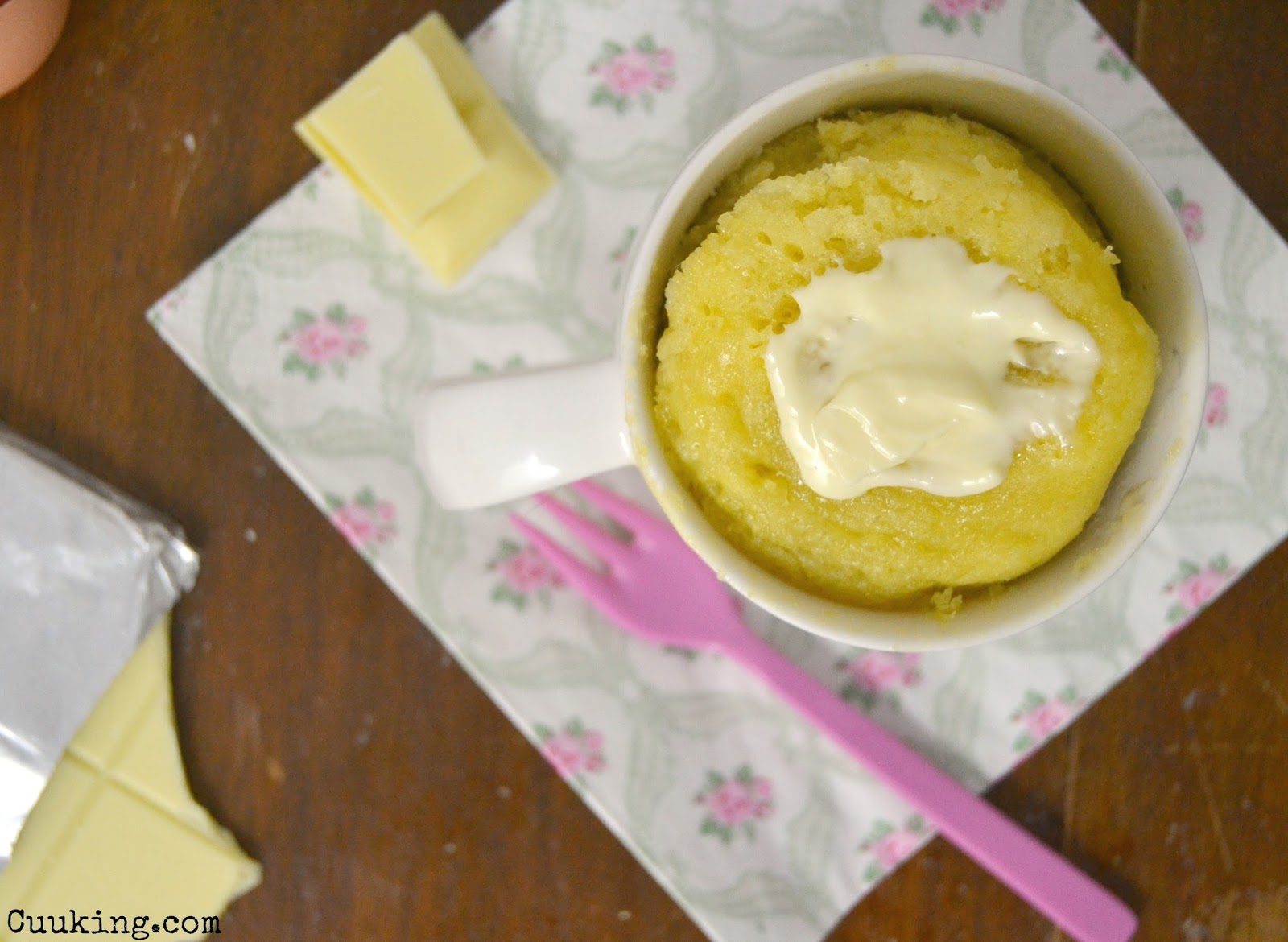 cuuking  receta mug cake de chocolate blanco. Videoreceta