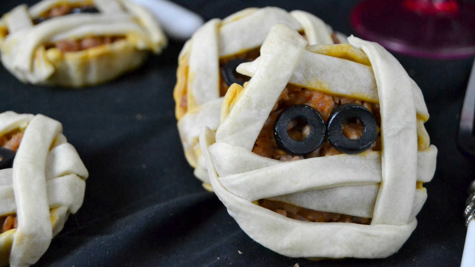 Momias de carne picada. Receta de halloween