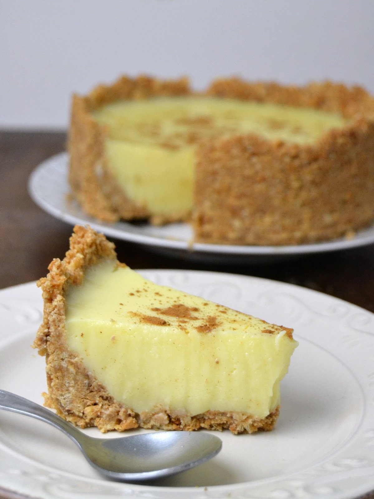 Tarta de natillas con galleta