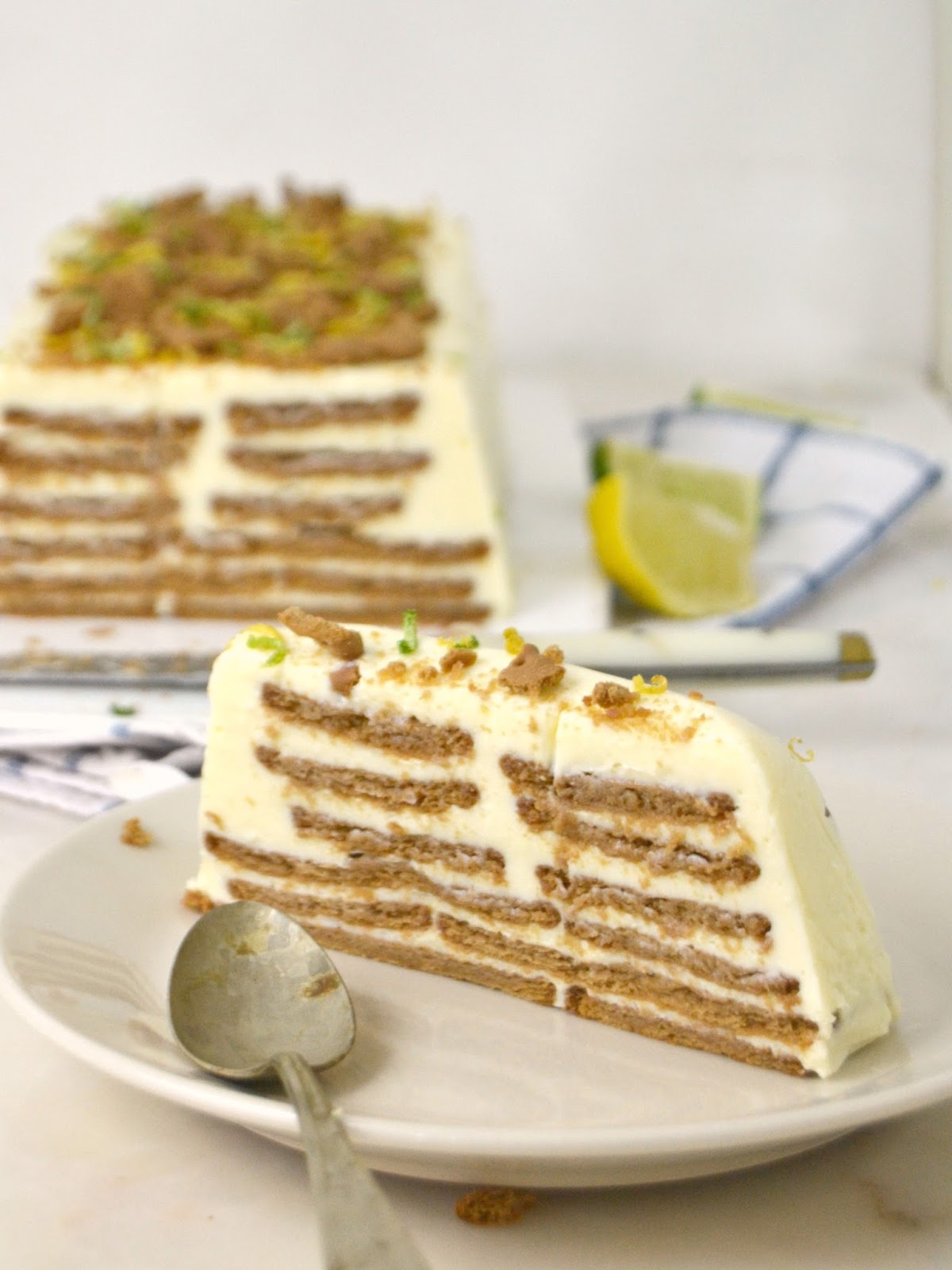 Tarta fría de leche condensada, limón y galletas