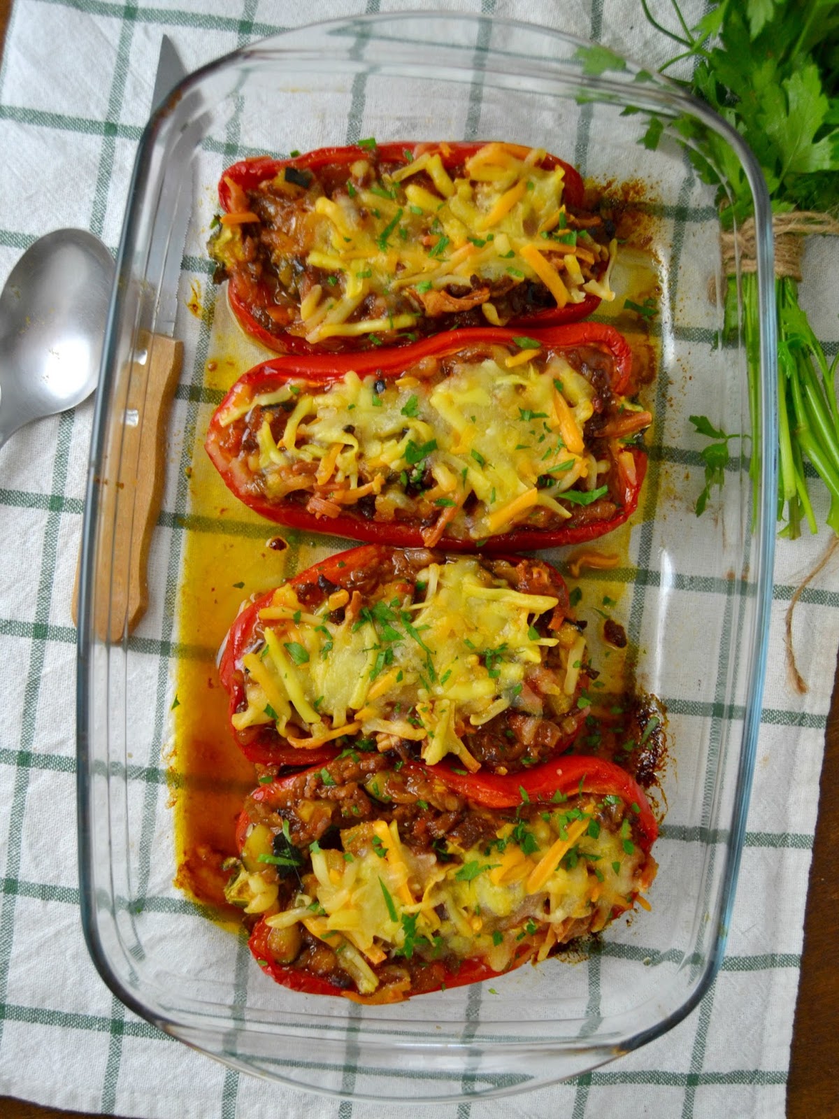 Pimientos rellenos de carne picada