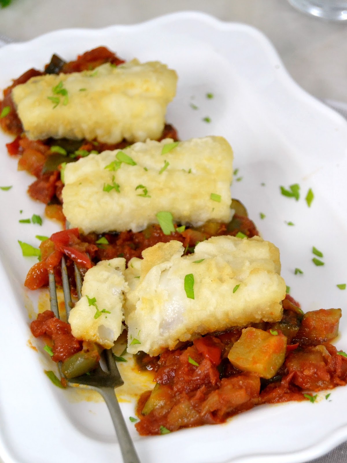 Bacalao con pisto. Receta tradicional