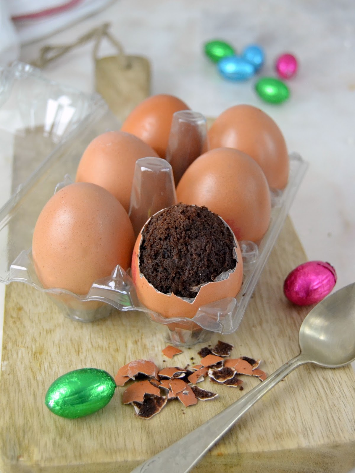 Brownies de Pascua, en cáscara de huevo.