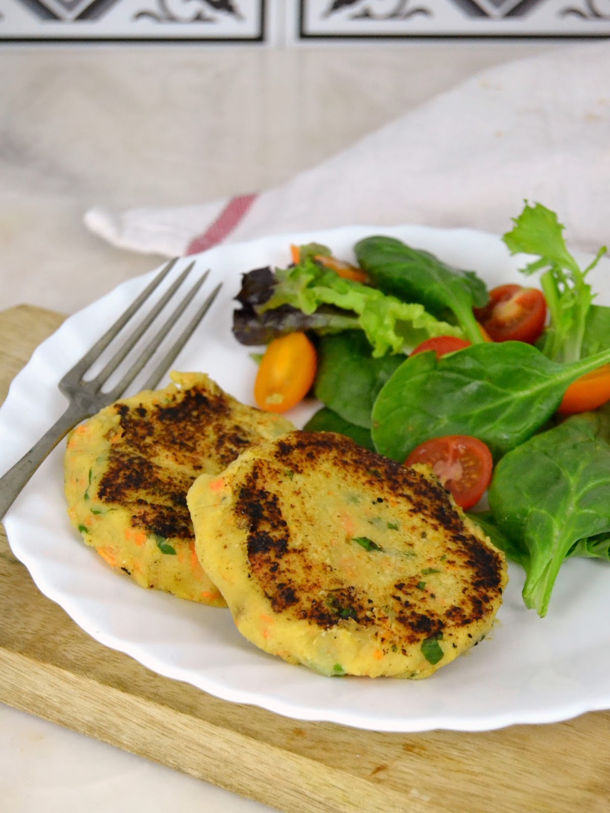 Hamburguesas de garbanzos. Receta vegana fácil