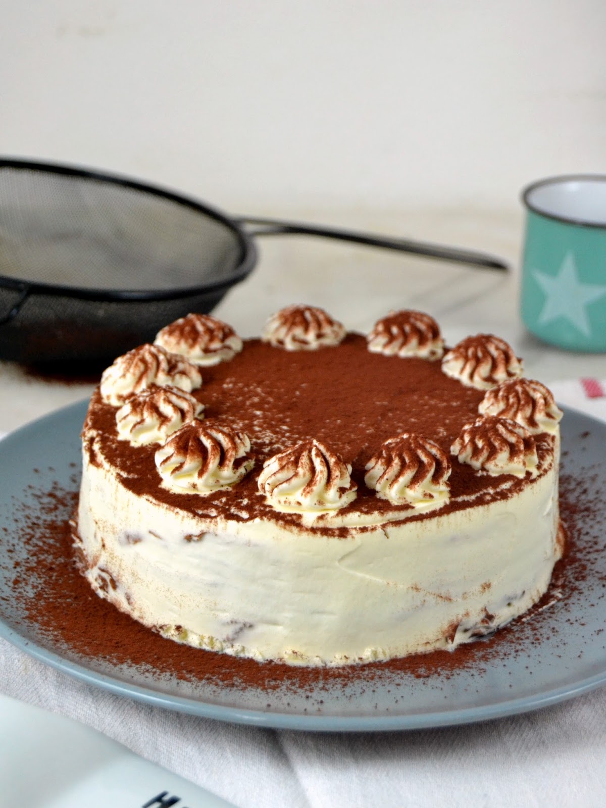 Tarta de crepes de chocolate y nata