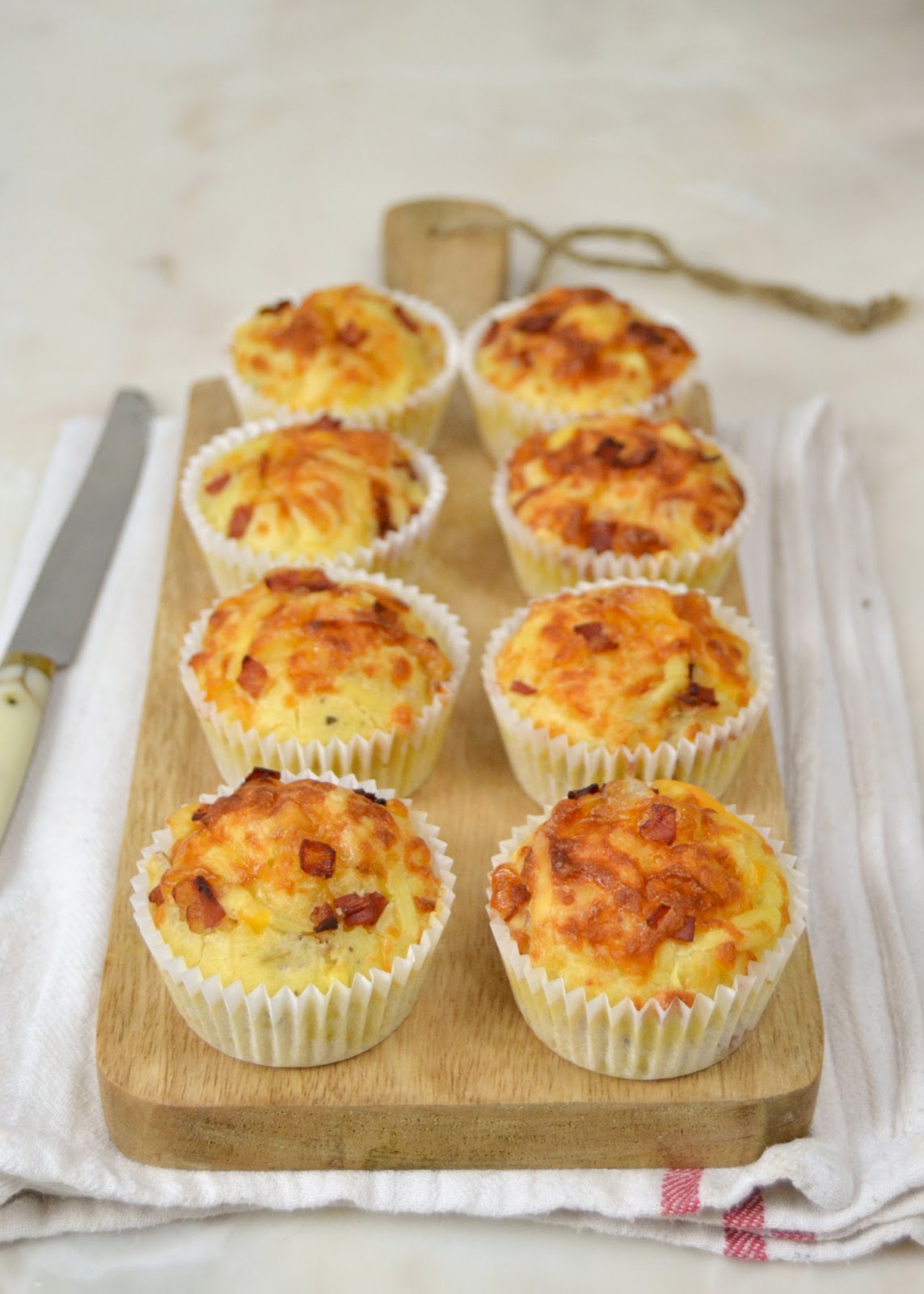 Muffins de bacon y queso