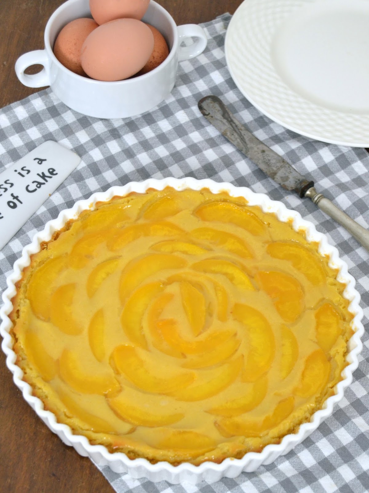 Tarta fácil de melocotón en almíbar 