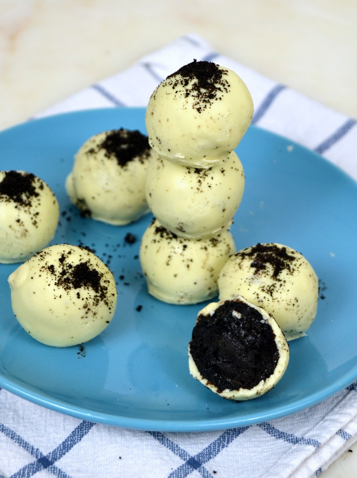 Trufas de Oreo fáciles ¡Con solo 3 ingredientes!