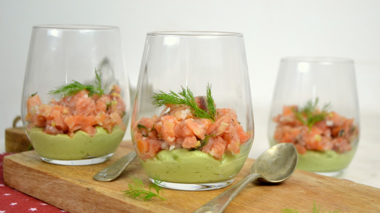 Tartar de salmón con aguacate