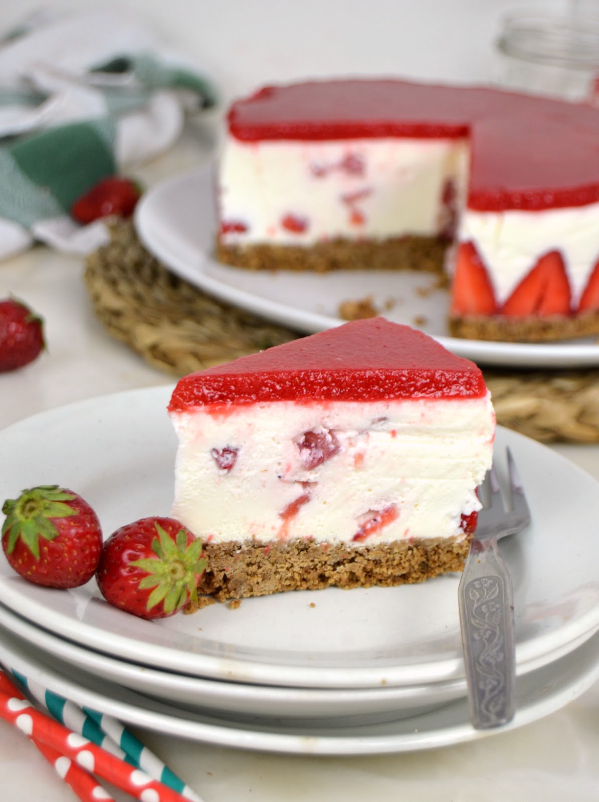 Tarta de queso y fresas estilo fraisier