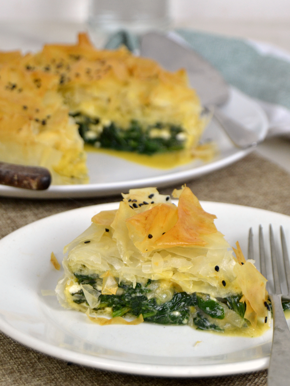 Pastel de espinacas y queso con masa filo