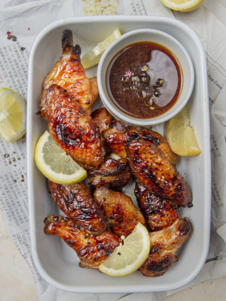 Alitas de pollo al horno con soja, miel y limón 